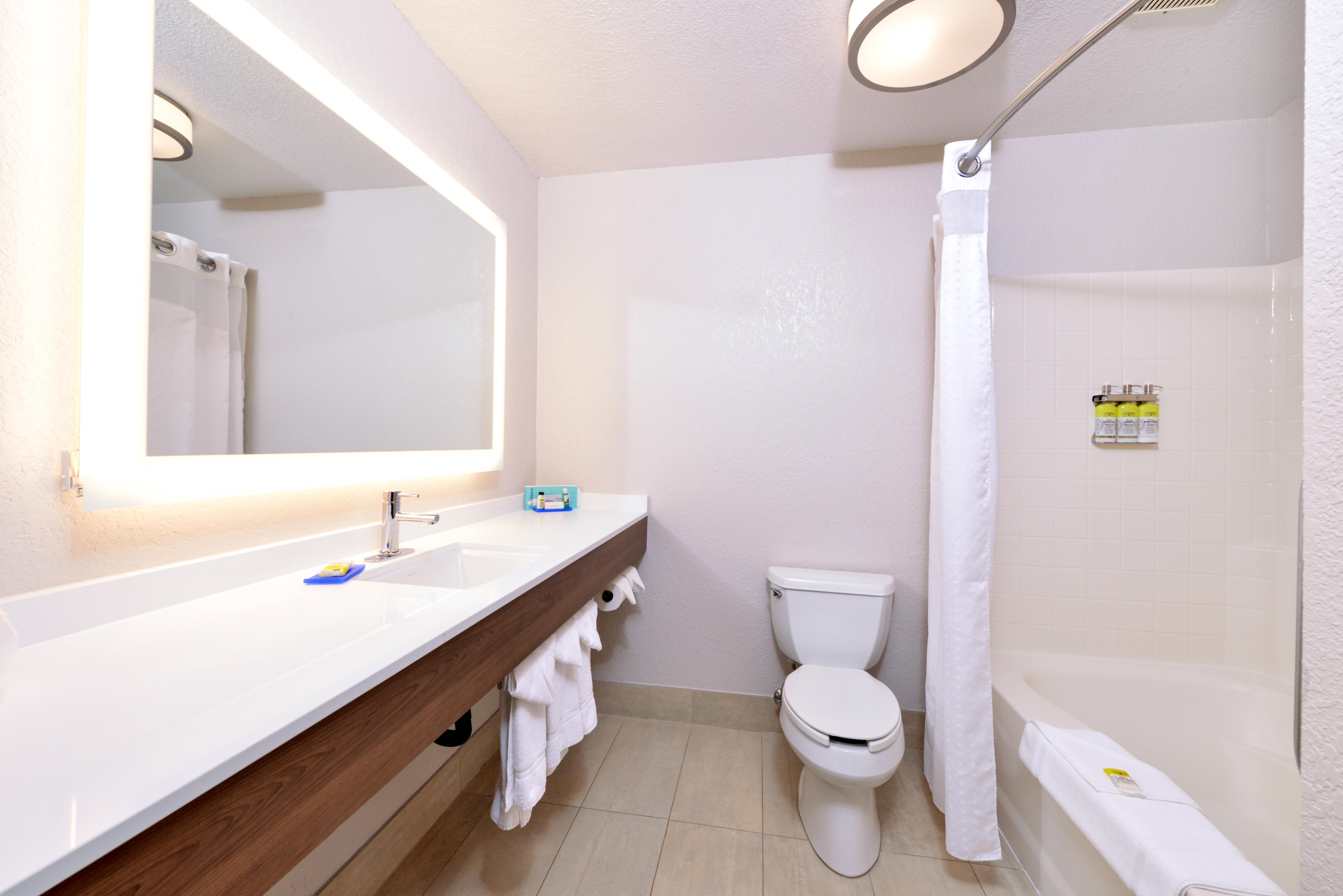 Holiday Inn Express Hotel & Suites Arcata/Eureka-Airport Area By Ihg McKinleyville Εξωτερικό φωτογραφία