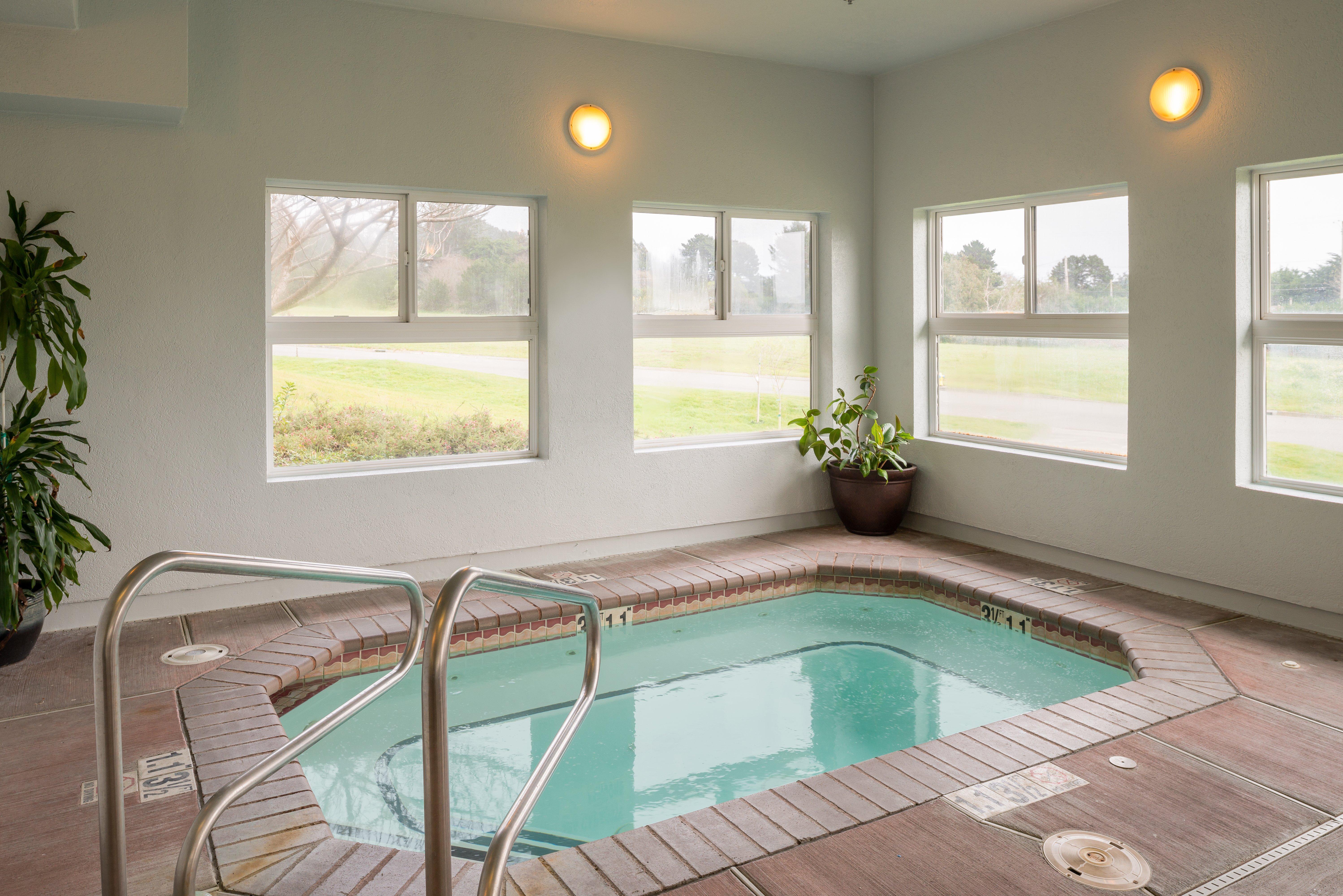 Holiday Inn Express Hotel & Suites Arcata/Eureka-Airport Area By Ihg McKinleyville Εξωτερικό φωτογραφία