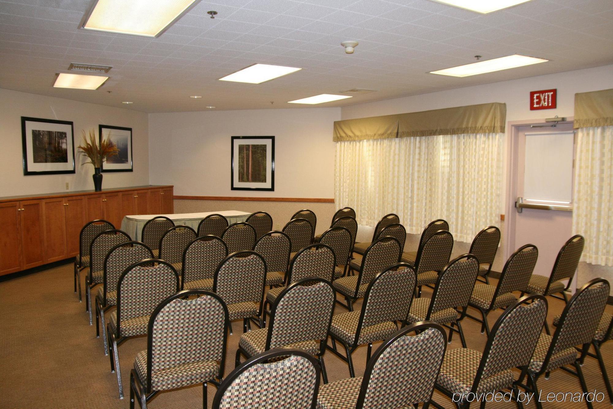 Holiday Inn Express Hotel & Suites Arcata/Eureka-Airport Area By Ihg McKinleyville Ανέσεις φωτογραφία